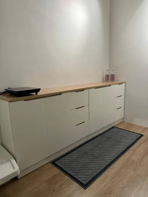 Rumakita #1 - Vista Alam, Sleeps 6 Near Avisena Hospital シャー・アラム アパート